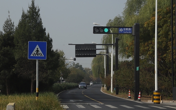 Lekapan lampu joran dan kotak kuasa rendah, projek sub pusat Tongzhou, Jalan Linjing