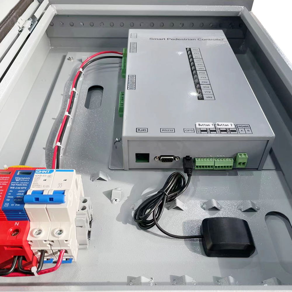 Pengawal Trafik Lintasan Pejalan Kaki