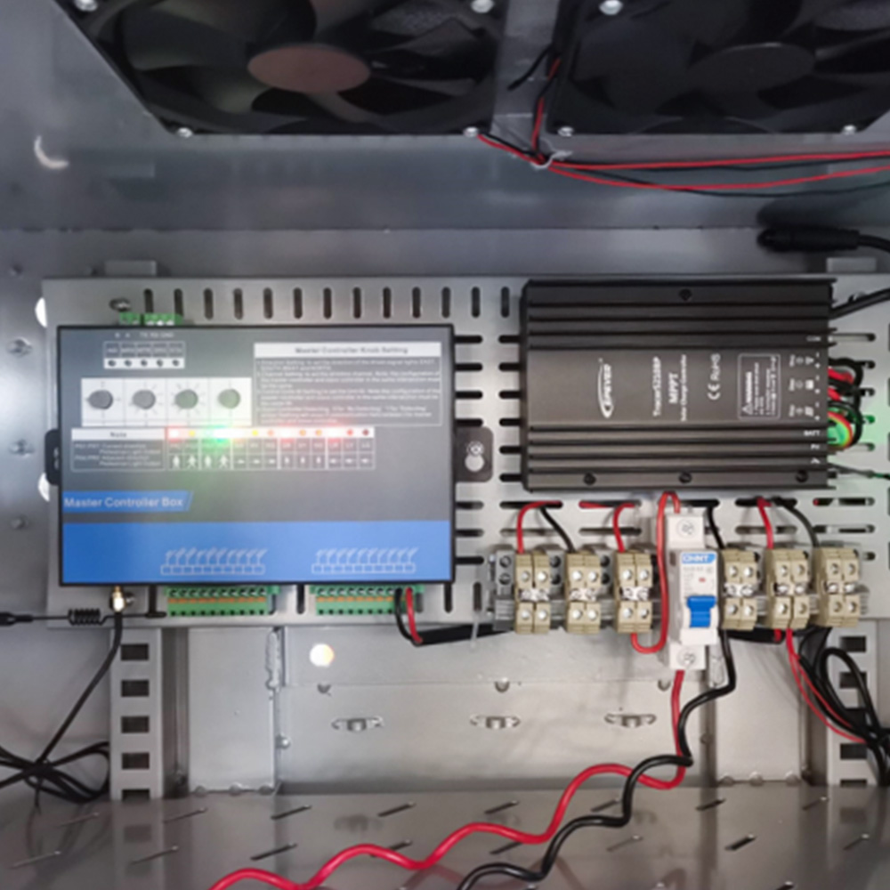 Pengawal Isyarat Trafik Tanpa Wayar