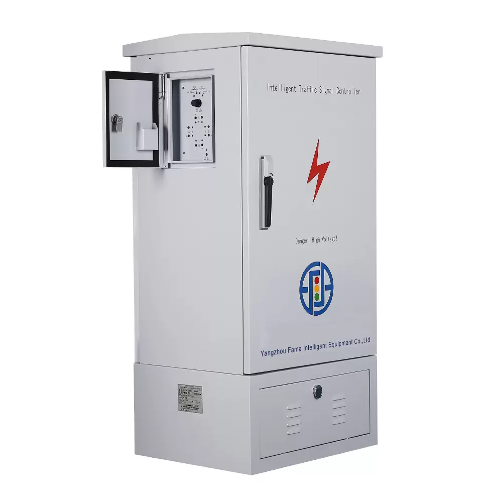 Pengawal Isyarat Trafik berkualiti tinggi Pengawal Isyarat Trafik berkualiti tinggi